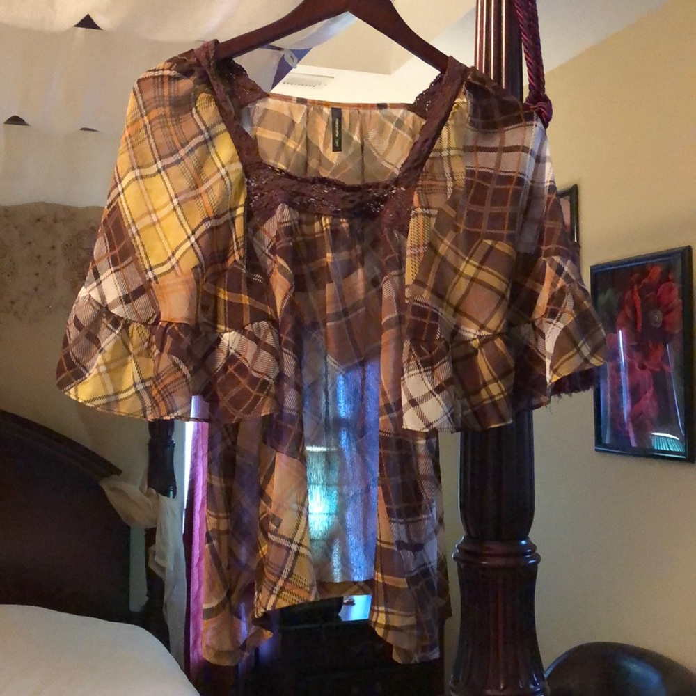 Cute blouse